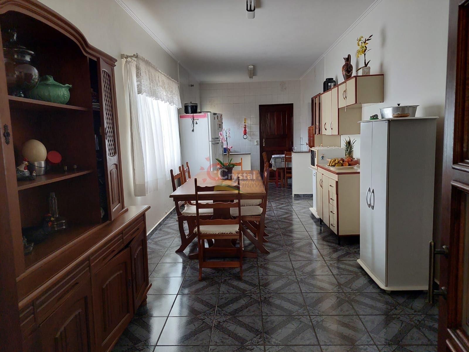 Casa em Parque Residencial Brabância I - Avaré. Foto 2