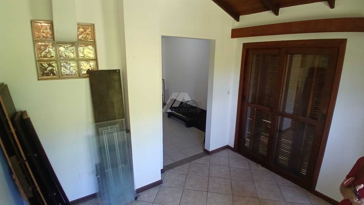 Casa a venda de 4 suites terreno grande Santo Antonio de Lisboa Florianopolis