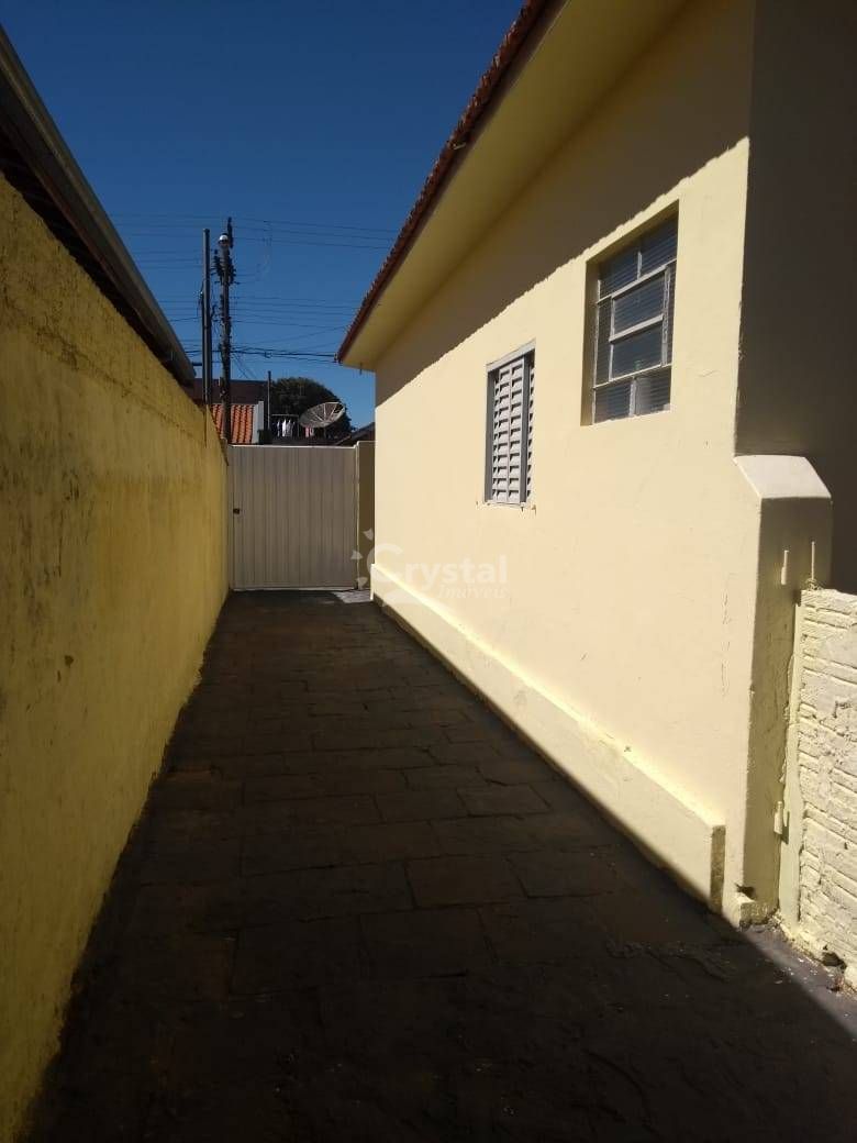 Casa com 2 quartos, Centro - Avaré. Foto 2