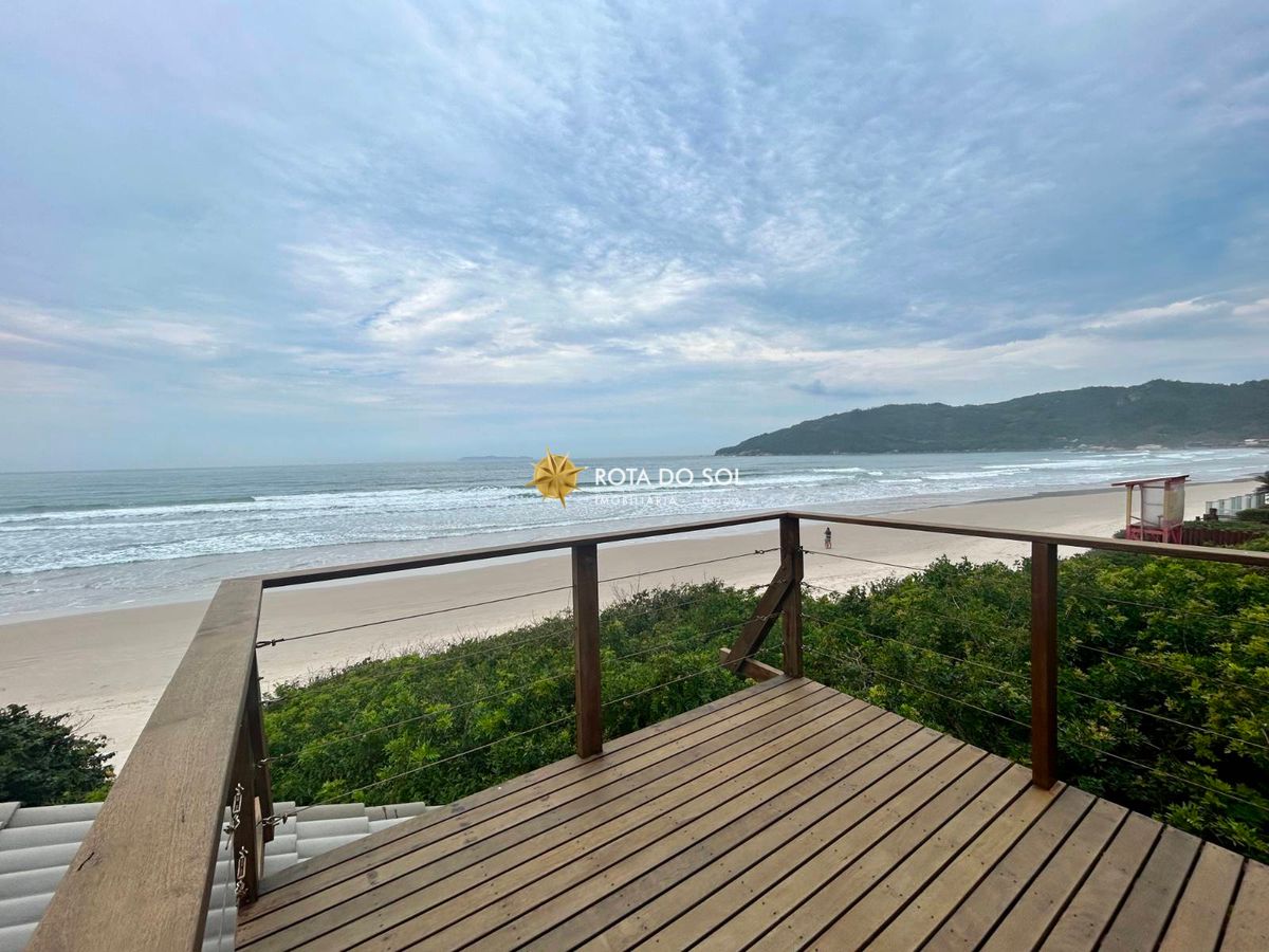 Casa Frente Mar à venda Praia de Canto Grande Bombinhas SC - 14