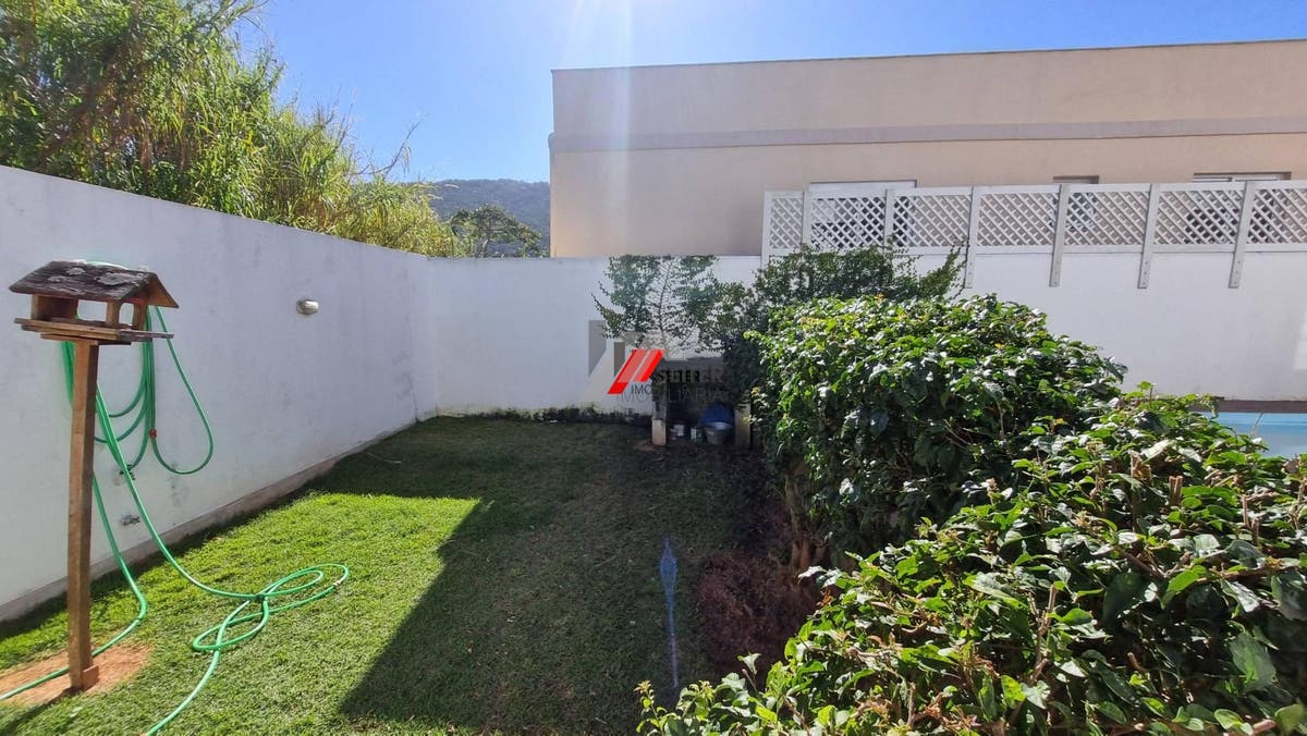 Casa de 3 suites a venda Lagoa da Conceiçao Florianopolis com 352 metros de area util