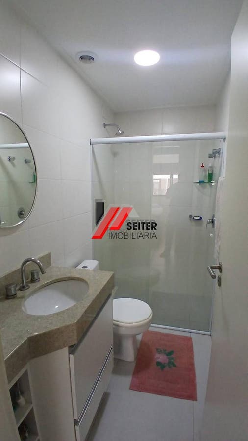 Apartamento de 2 dormitórios à venda no Itacorubi