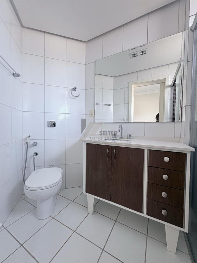 Apartamento de 3 Dormitorios a Venda Florianopolis Centro