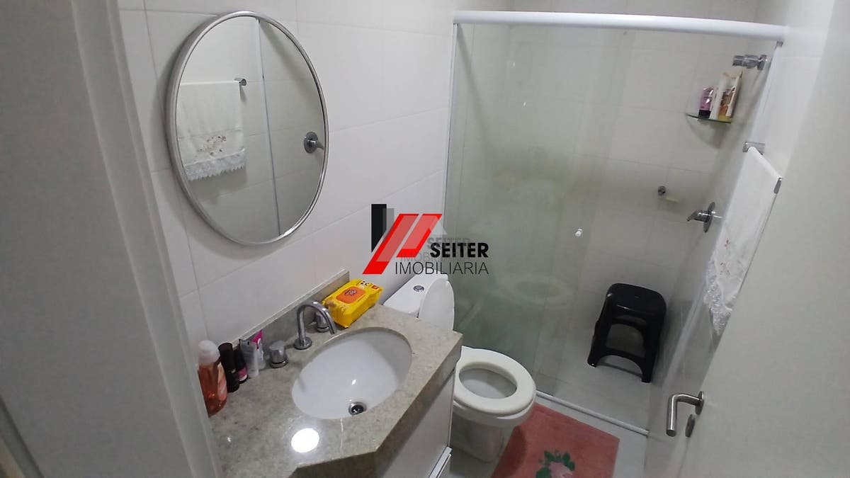 Apartamento de 2 dormitórios à venda no Itacorubi