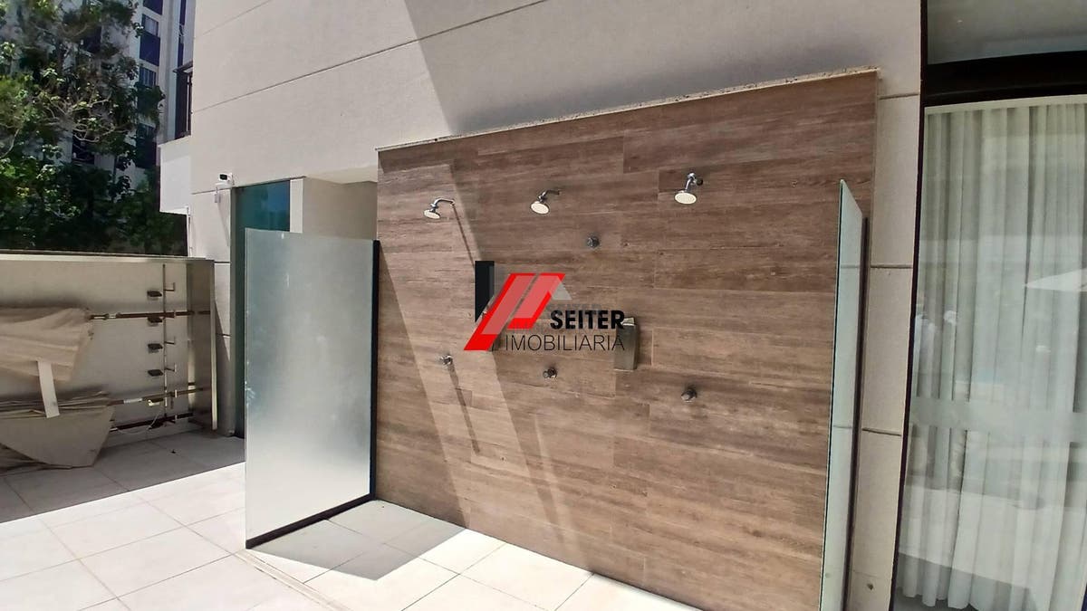 Apartamento de 2 dormitórios à venda no Itacorubi