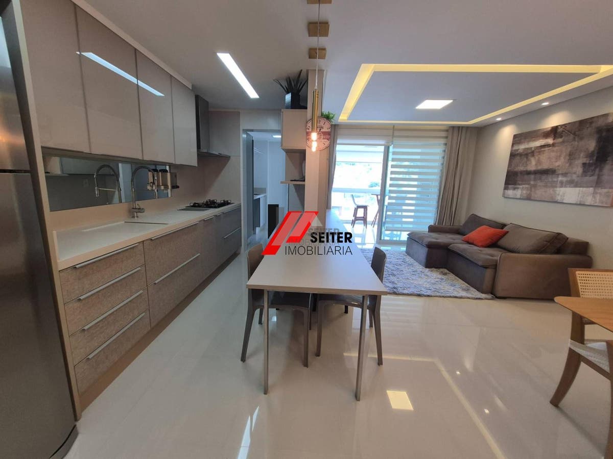 Apartamento de 2 dormitórios alto padrão para locação na Agronômica Florianópolis