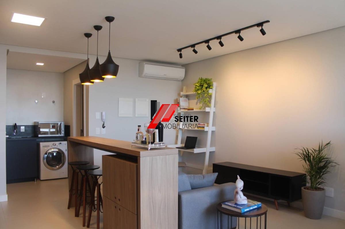 Studio para alugar no Centro de Florianópolis