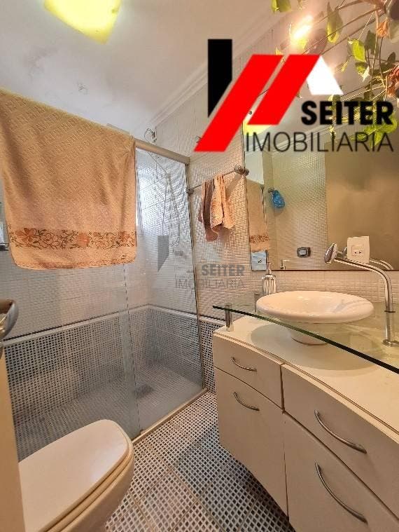 Apartamento 2 dormitorios mobiliado a venda Itacorubi Florianopolis