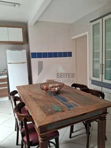 Casa 4 Dormitórios a Venda Santa Mônica Florianópolis