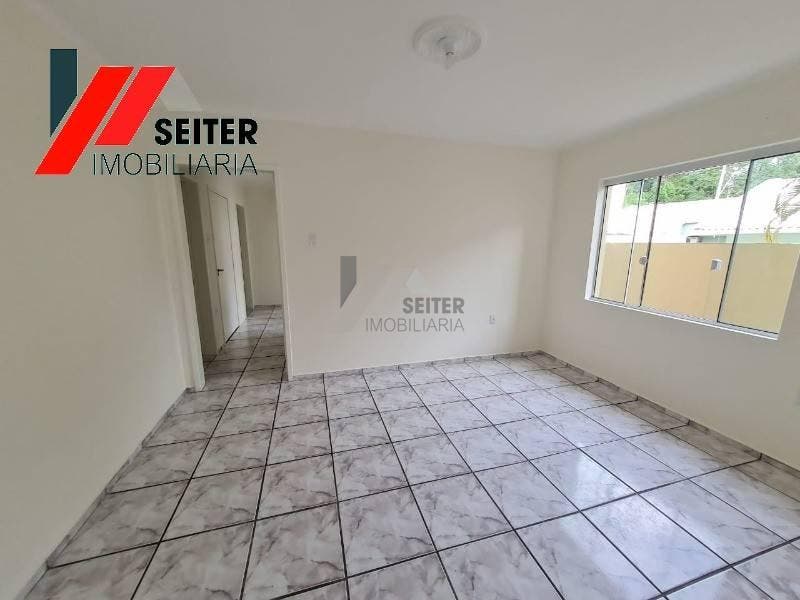 Casa 3 dormitorios para locação trindade