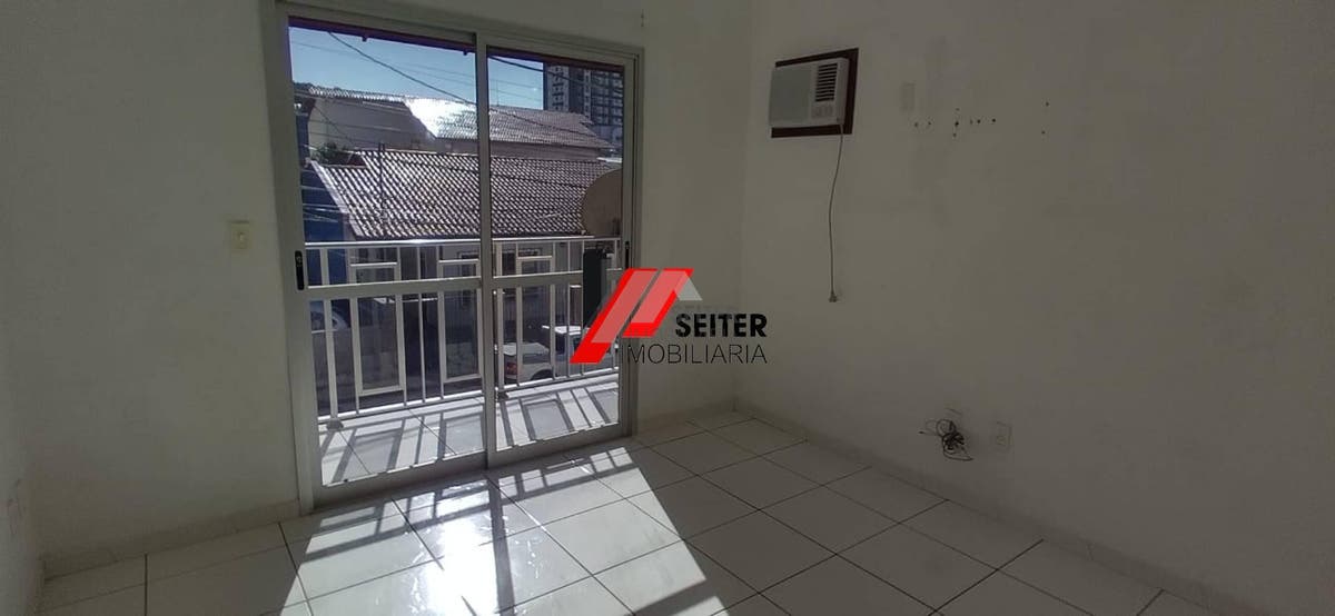 Casa á venda na trindade Florianópolis