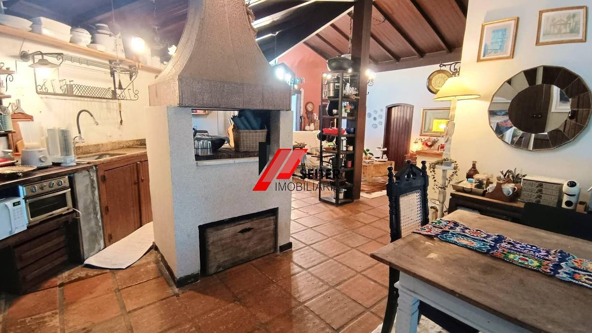 Casa comercial a venda em Canasvieiras norte de Florianópolis