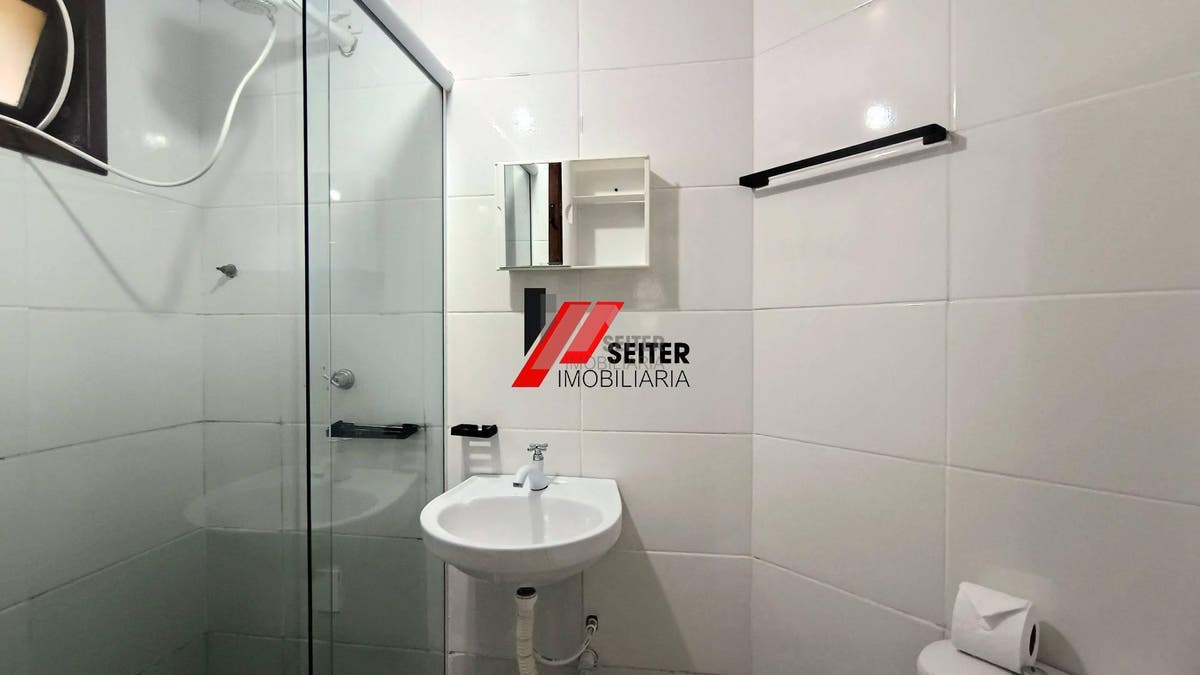 Casa comercial a venda em Canasvieiras norte de Florianópolis