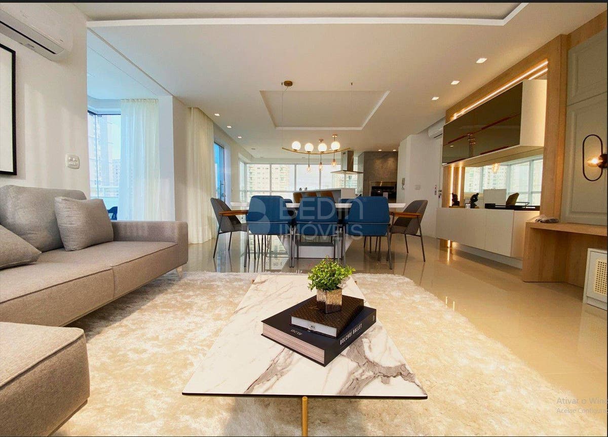 Cobertura de 4 quartos, 240m² no bairro Centro, em Balneário Camboriú | Eu Corretor