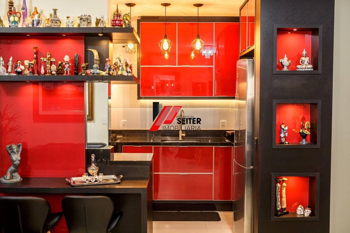Apartamento à venda no bairro Trindade em Florianópolis.