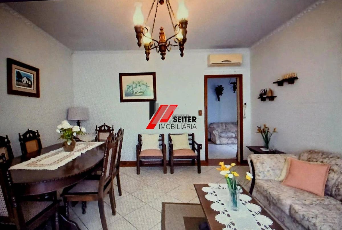 Casa à venda na trindade Florianópolis