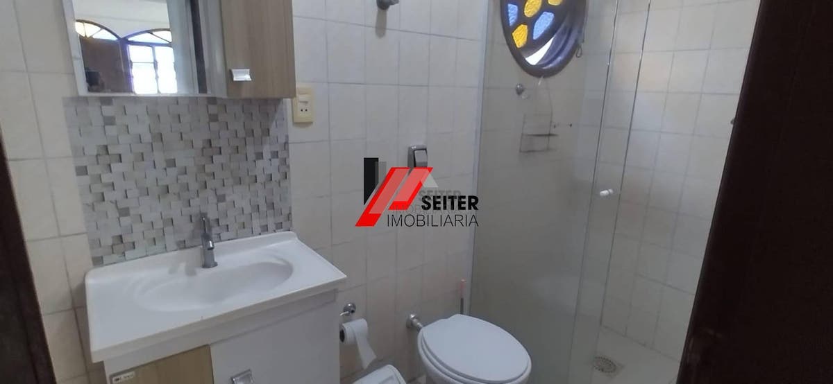 Casa á venda na trindade Florianópolis