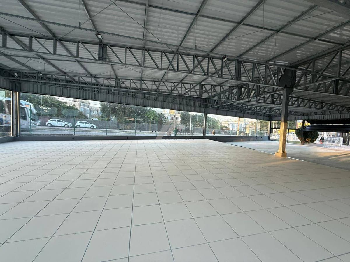 Galpão de 750 m2