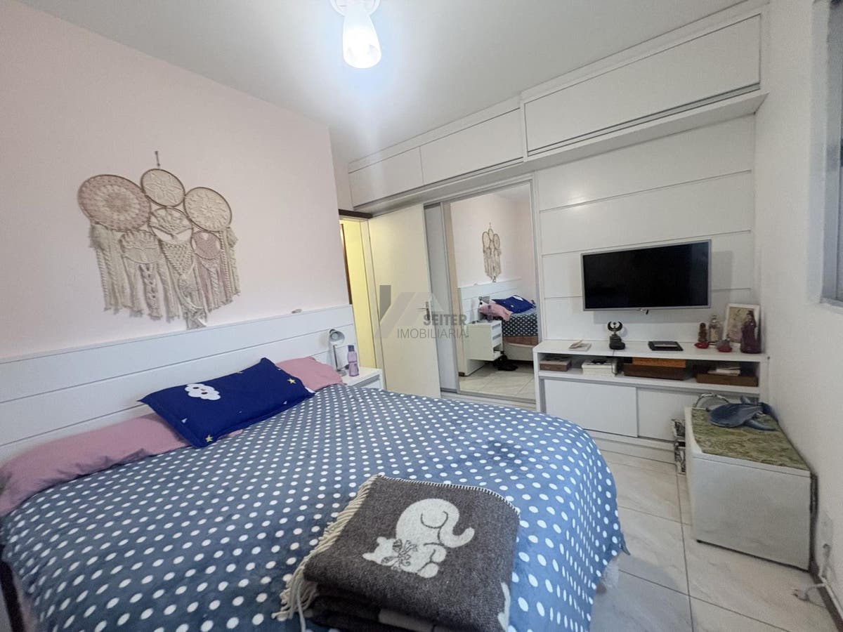 Apartamento de 3 dormitorios e 1 vaga a venda no Itacorubi