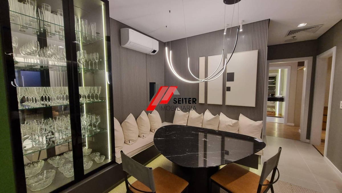 Apartamento a Venda no Bairro Saco Grande em Florianópolis