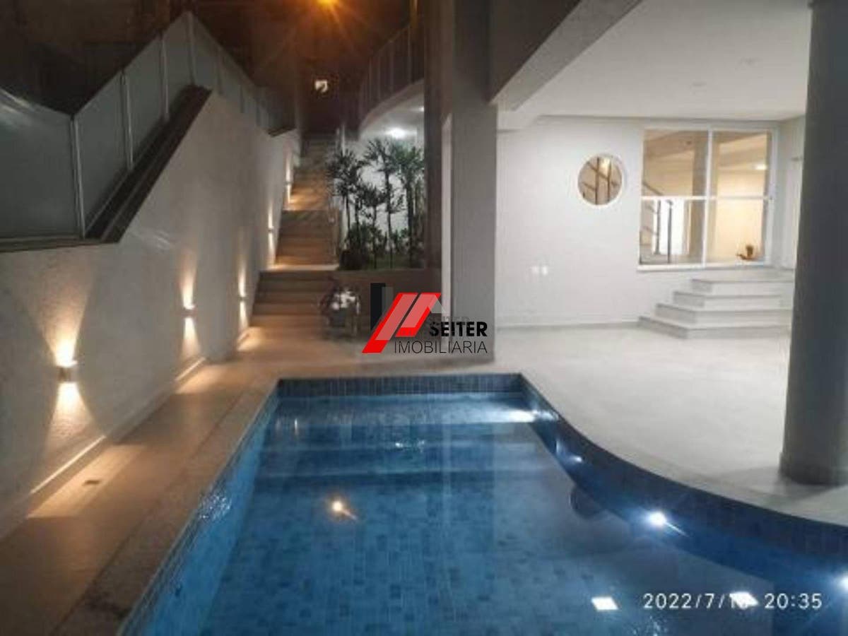 Casa a venda no bairro João Paulo com 4 dormitórios