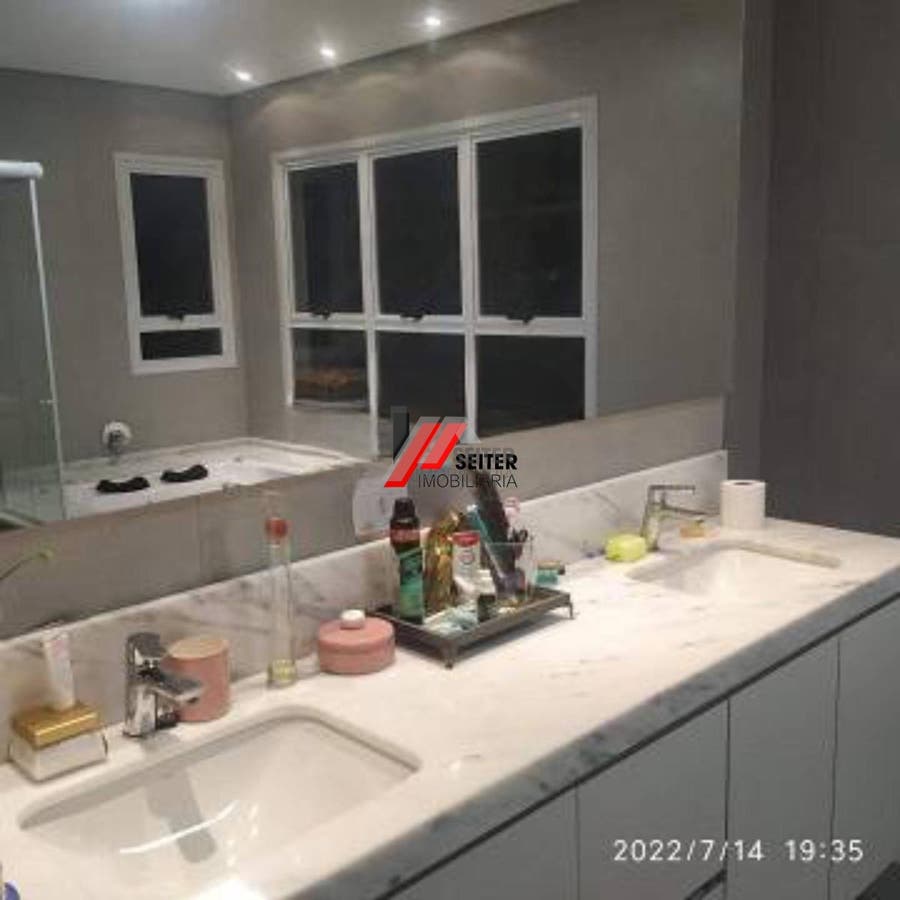 Casa a venda no bairro João Paulo com 4 dormitórios
