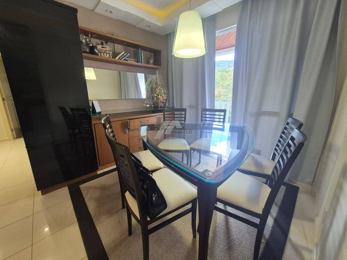 Apartamento com 2 Dormitórios Semimobiliado para Locação no Itacurubi