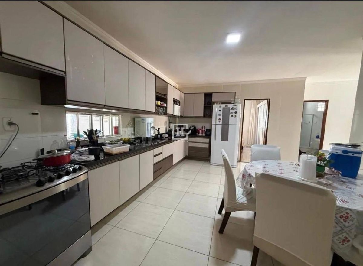 Casa com 5 quartos à Venda, Zona de Expansão (Mosqueiro) - Aracaju