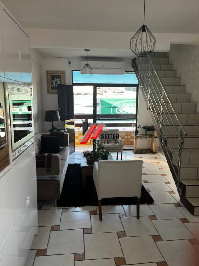 Casa a venda agronômica Florianópolis