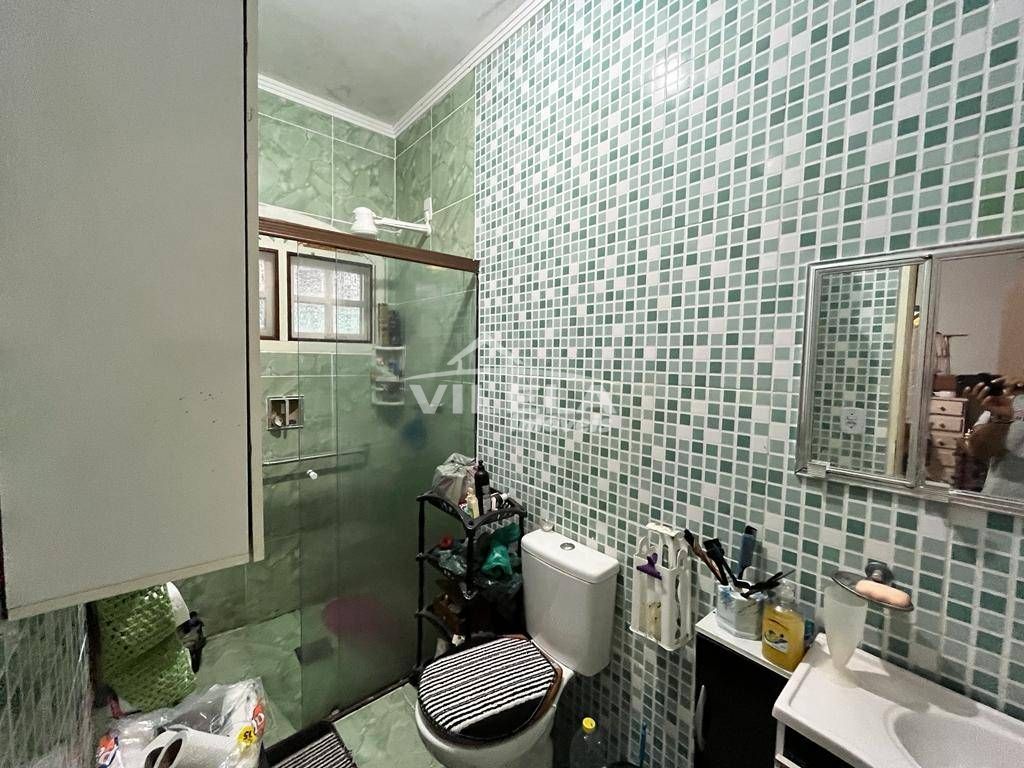 Excelente casa com piscina e edícula