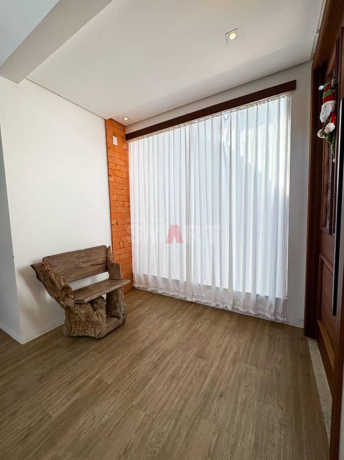 Ampla casa Mobiliada com 1 Suíte com Closet + 2 Quartos no São Luís