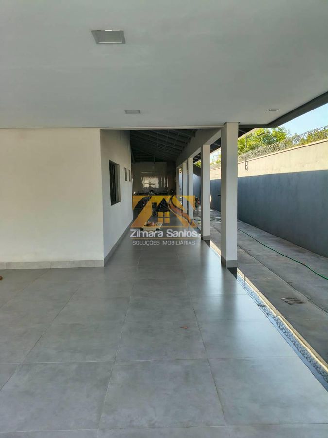 Casa, 3 quartos, 214 m² - Foto 2