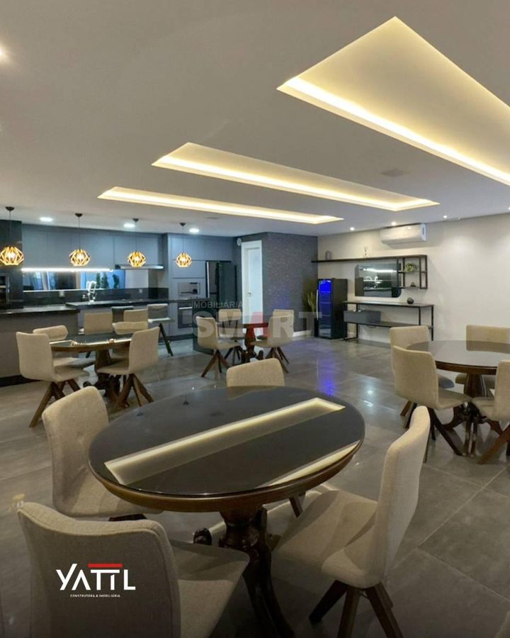 Apartamento com 3 Suítes à Venda no Jaraguá Esquerdo