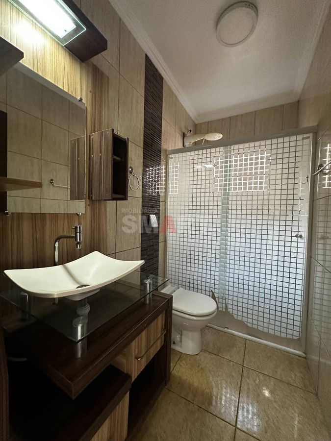 Casa Semimobiliada Suíte + 02 Dormitórios em Três Rios