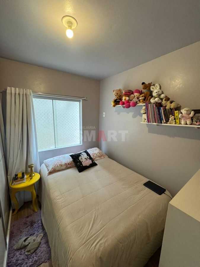 Apartamento Semimobiliado no Vila Lenzi