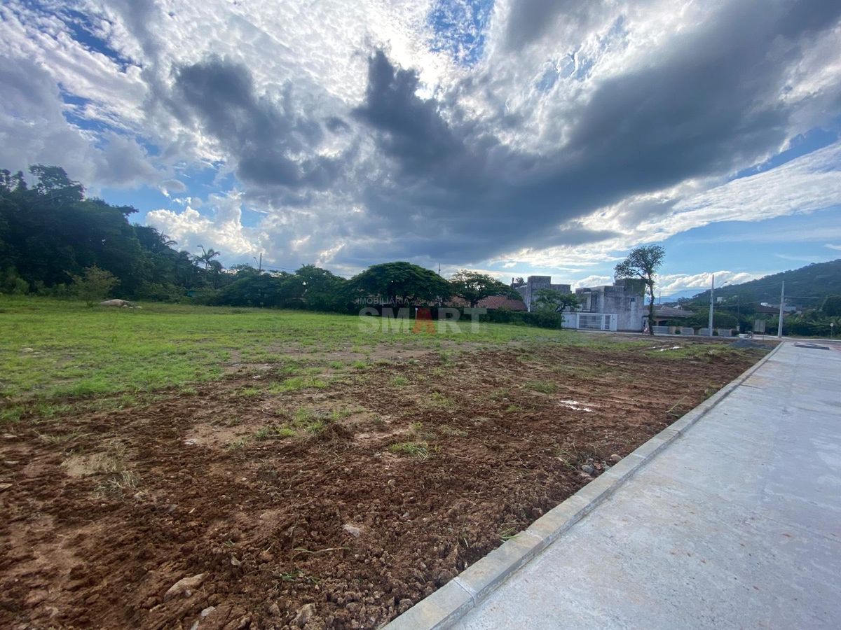 Terreno Comercial no Czeriewicz com 4.410,95m²