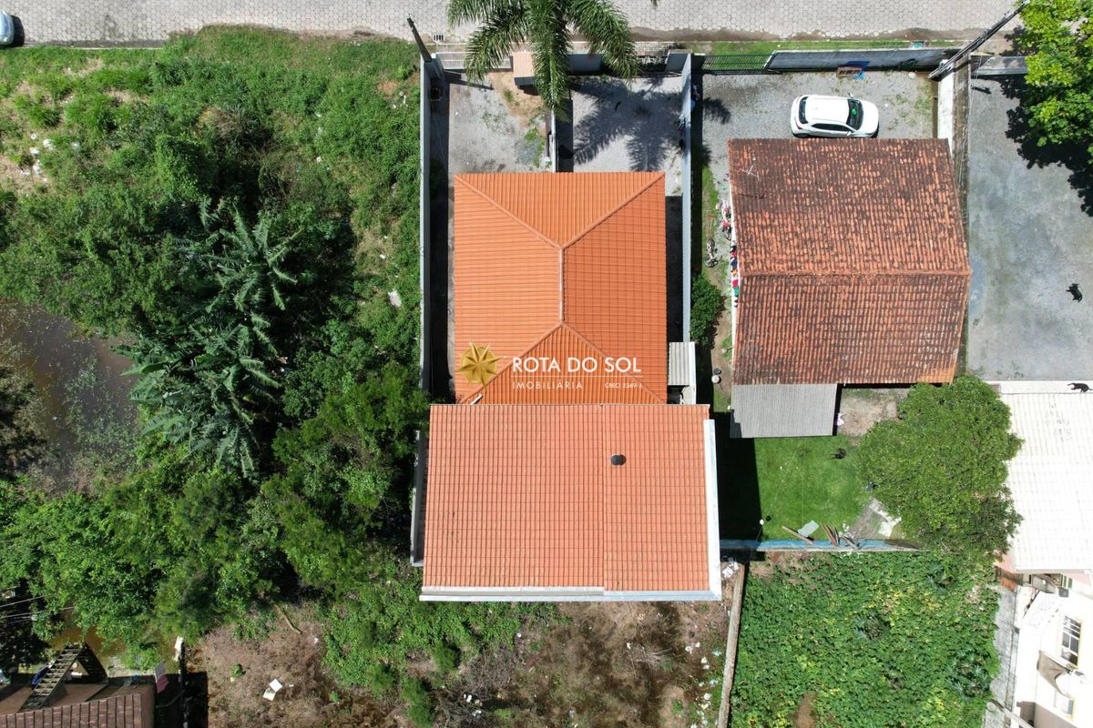 Casa e residencial à venda Praia Bombas Bombinhas SC — foto 4