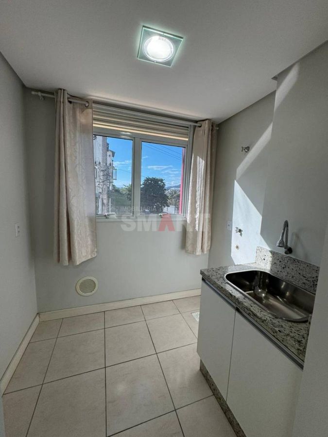 Apartamento no Jaraguá Esquerdo com 1 Suíte e 2 Quartos