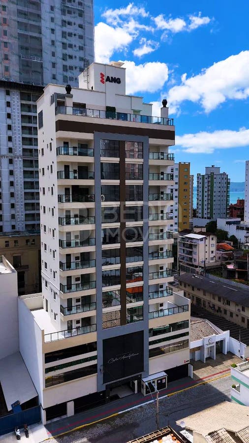Apartamento de 4 quartos, no bairro Centro, em Itapema | Eu Corretor