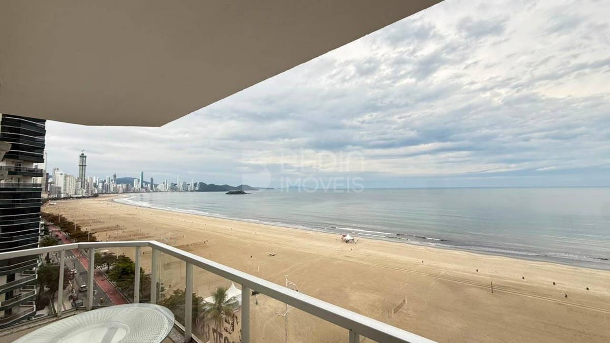 Apartamento de 4 quartos, 196m² no bairro Centro, em Balneário Camboriú | Eu Corretor