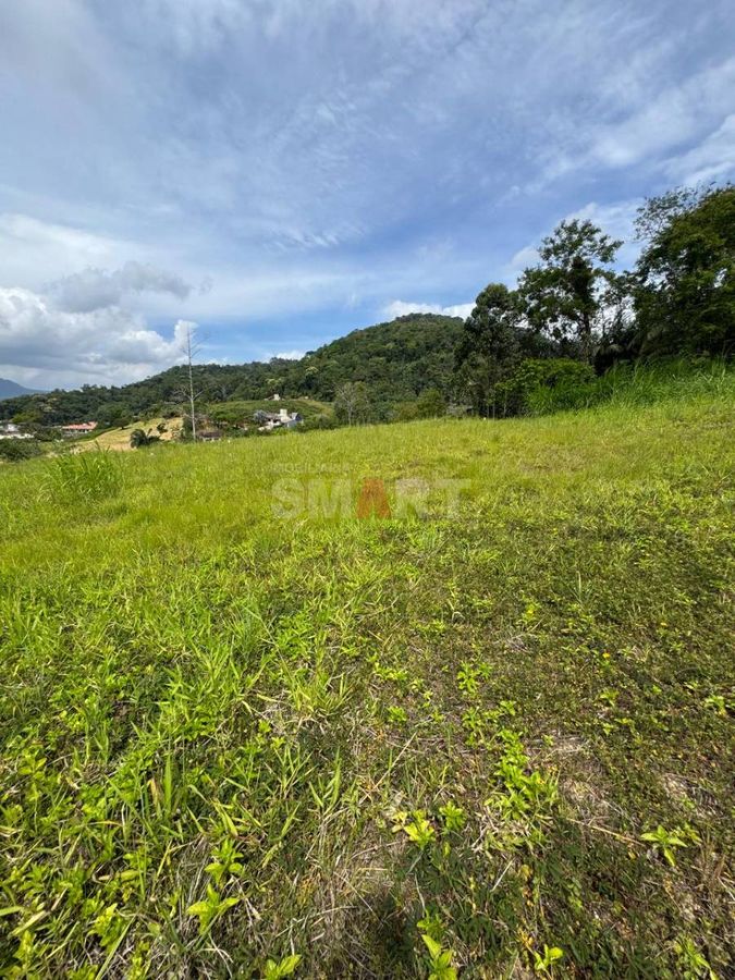 Terreno de 325,74m² na Barra do Rio Cerro
