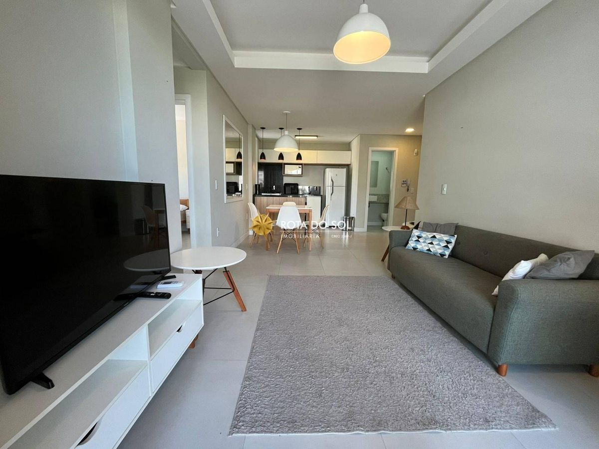 Paulo Sartori Apartamento 2 Suítes Próximo ao Mar Praia Mariscal Bombinhas SC - 2