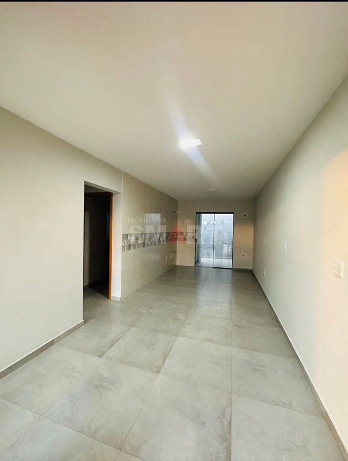 Casa Geminada Térrea - 2 Quartos - com Churrasqueira Bairro: Dona Francisca