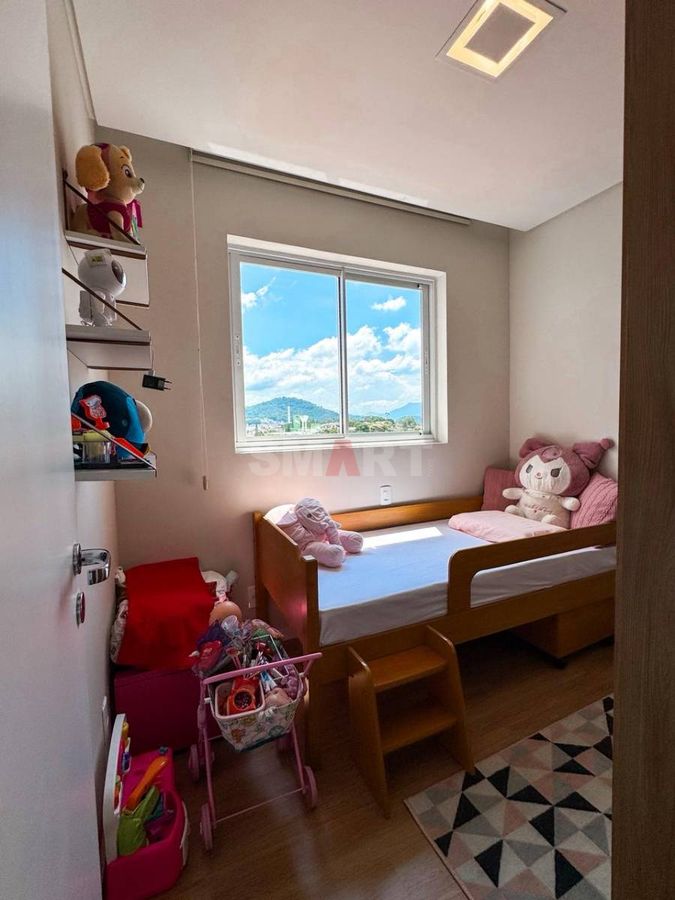 Apartamento Semimobiliado com 1 Suíte e 1 Quarto no Bairro Nova Brasília