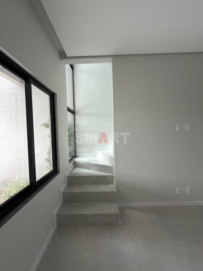 Geminado novo 1 suíte + 2 quartos em fase final de construção