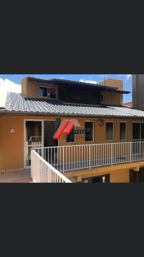 Casa à venda no Centrinho da Lagoa em Florianópolis