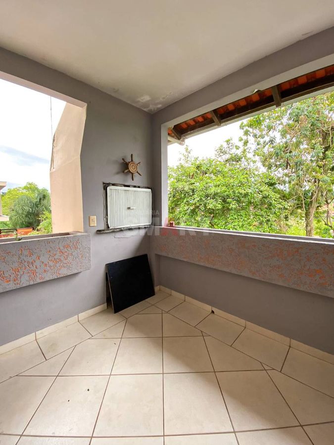 Casa Sobrado com 6 quartos no bairro Amizade