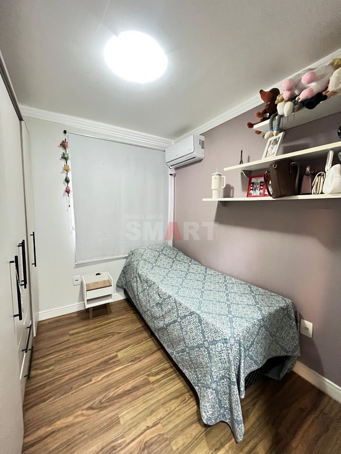 Apartamento Semimobiliado - São Luís