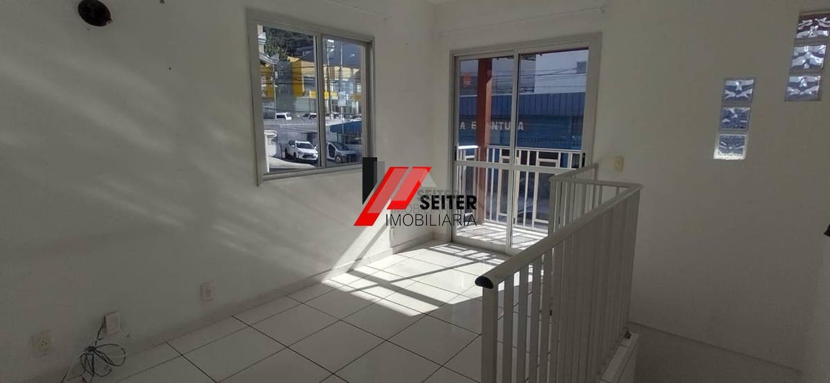 Casa á venda na trindade Florianópolis