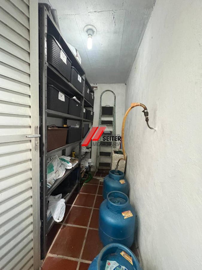 Casa a venda na carvoeira, Florianópolis.